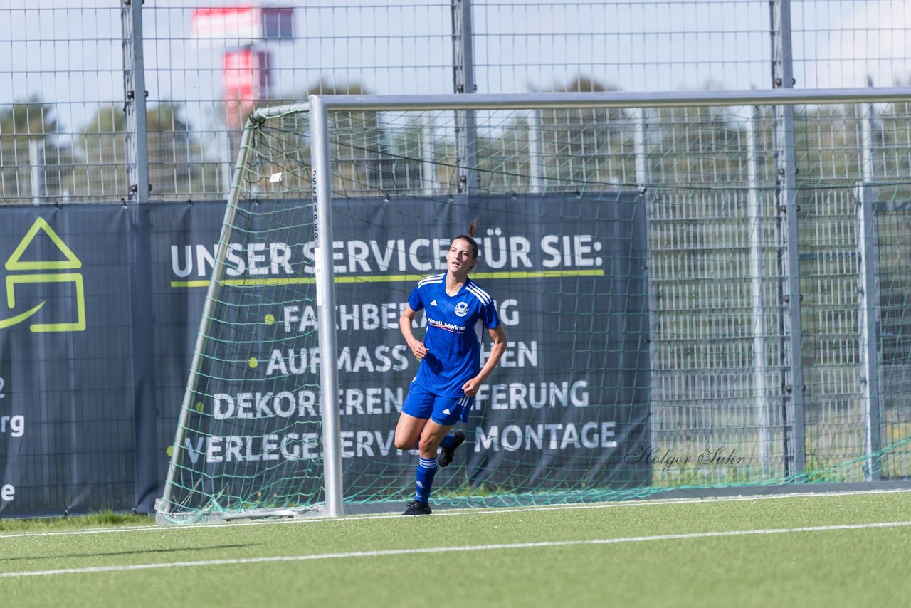 Bild 121 - Saisonstart Oberliga